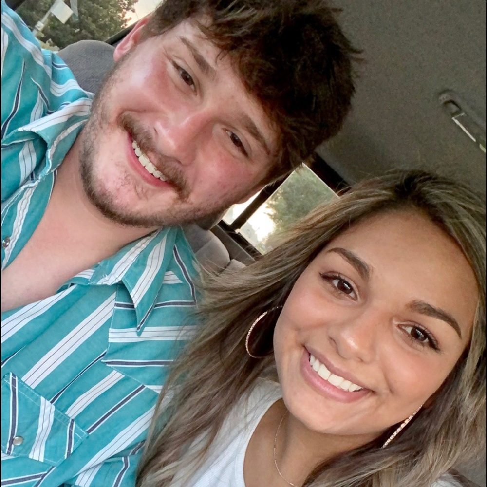 Meet your Posher, Adrianna